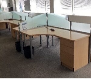 10-Way Cluster Desk System